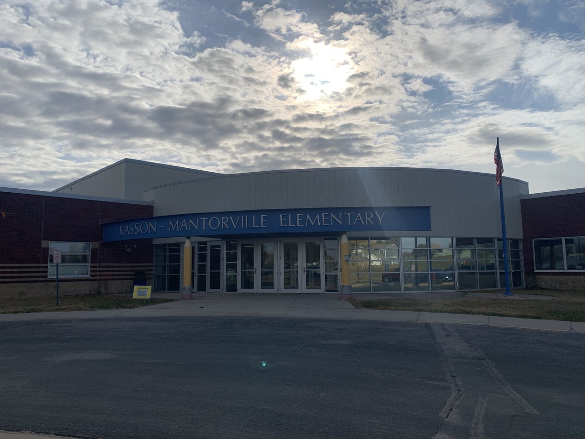 KM Schools tweet media