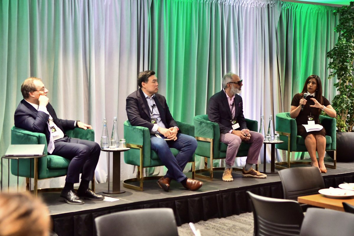 Found myself in familiar territory, moderating a dynamic conversation "Election 2024: What's next for US private markets in post-election year" at <a href="/Deloitte/">Deloitte</a> 18th annual Private Equity CFO Conference.
All eyes on Tuesday!
#ElectionImpact #USPrivateMarkets
#USElection2024