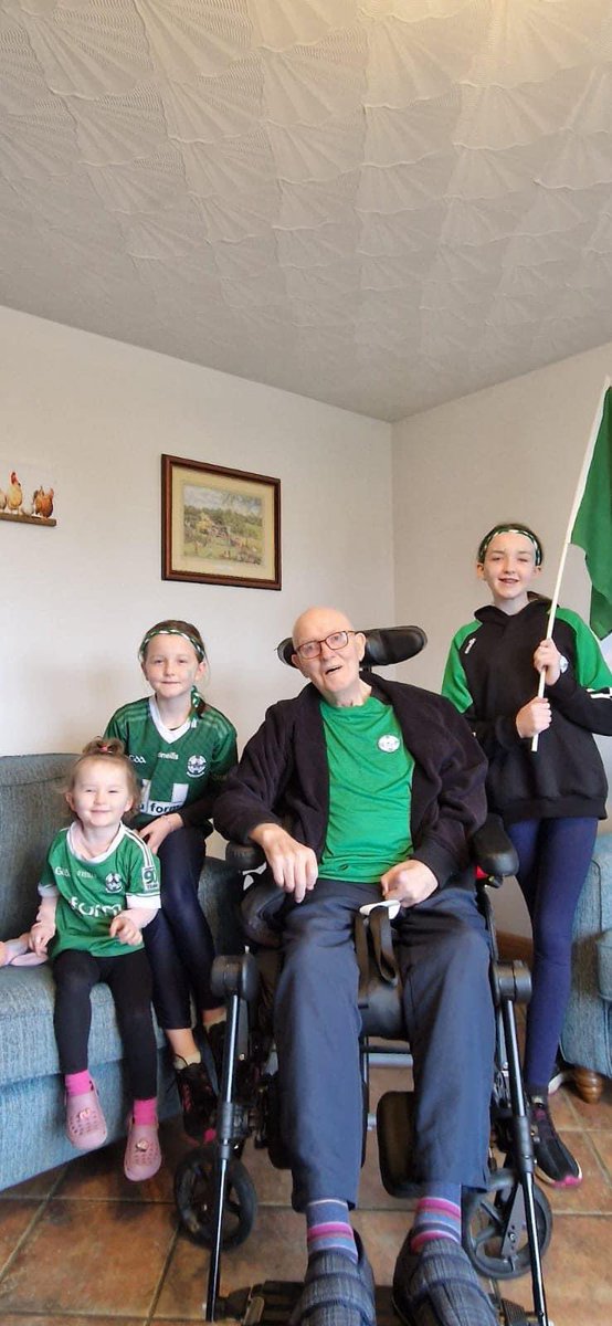 Sean O’Leary GAC are deeply sorry to learn of the passing of our Club President, Artie Cassidy.

Please see full message included. 

Ar dheis Dé go raibh a anam uasal.