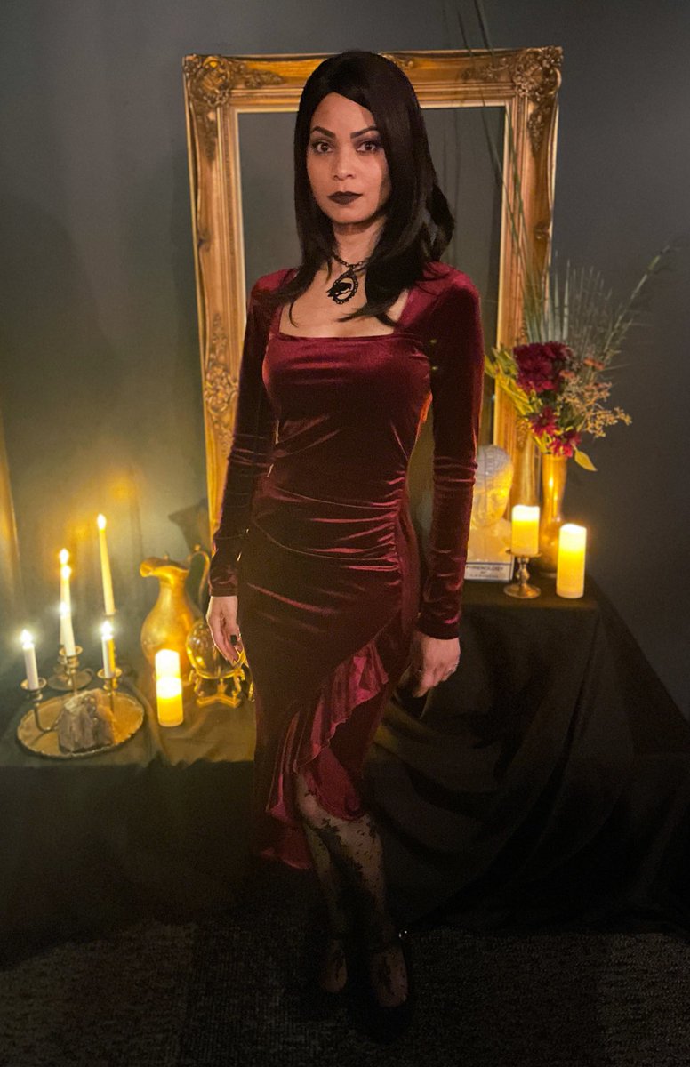 So I think this app has changed the way/frequency my interactions and replies show on follower feed? It explains the exodus which is fair. 🫠

In short- I’ll fix that and thanks for sticking around! 

IG: saramonicosplay