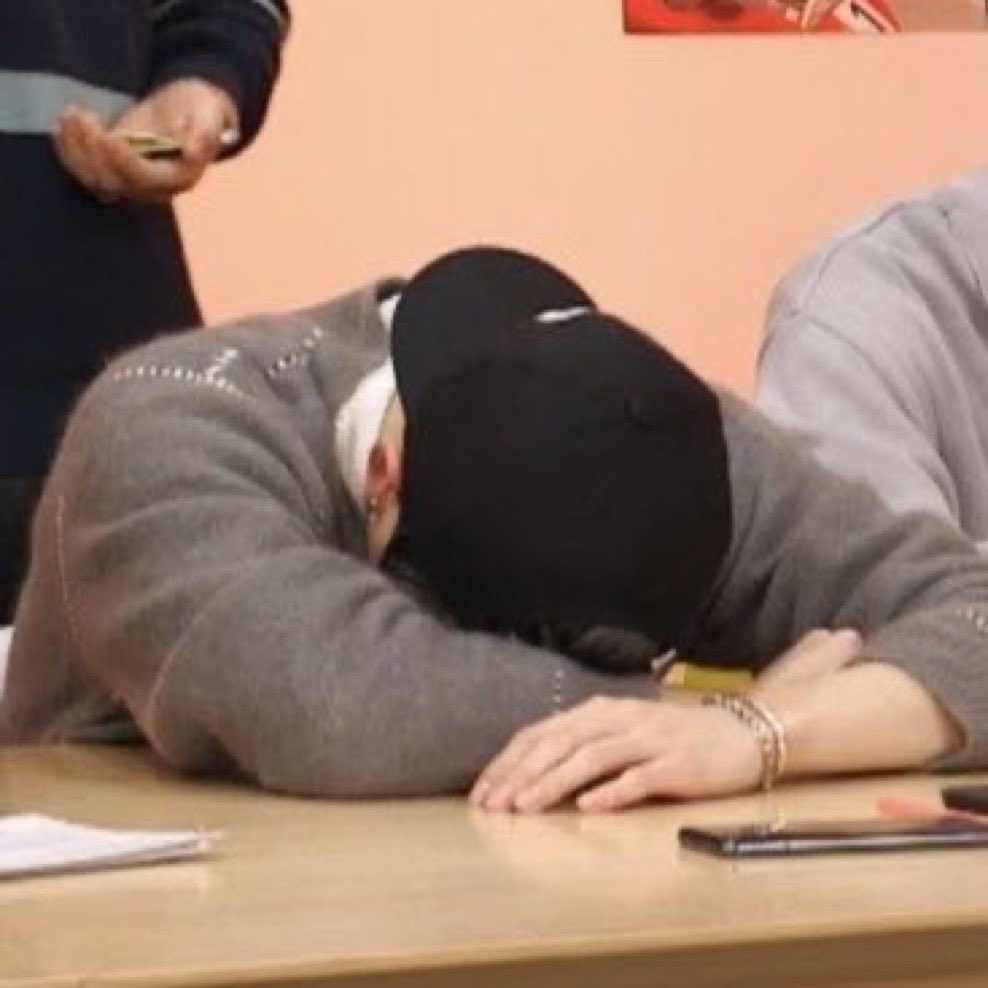 ardeeel's tweet photo. dulu berjanji akan stop subscribe bubble kalo jaehyun wamil... WHO WOULD'VE THOUGHT DIA WAMIL DETIK INI BANGET.... DI HITUNGAN AWAL MASIH ADA SPARE 2 TAON LAGI........................ https://t.co/iE8DWngvs7