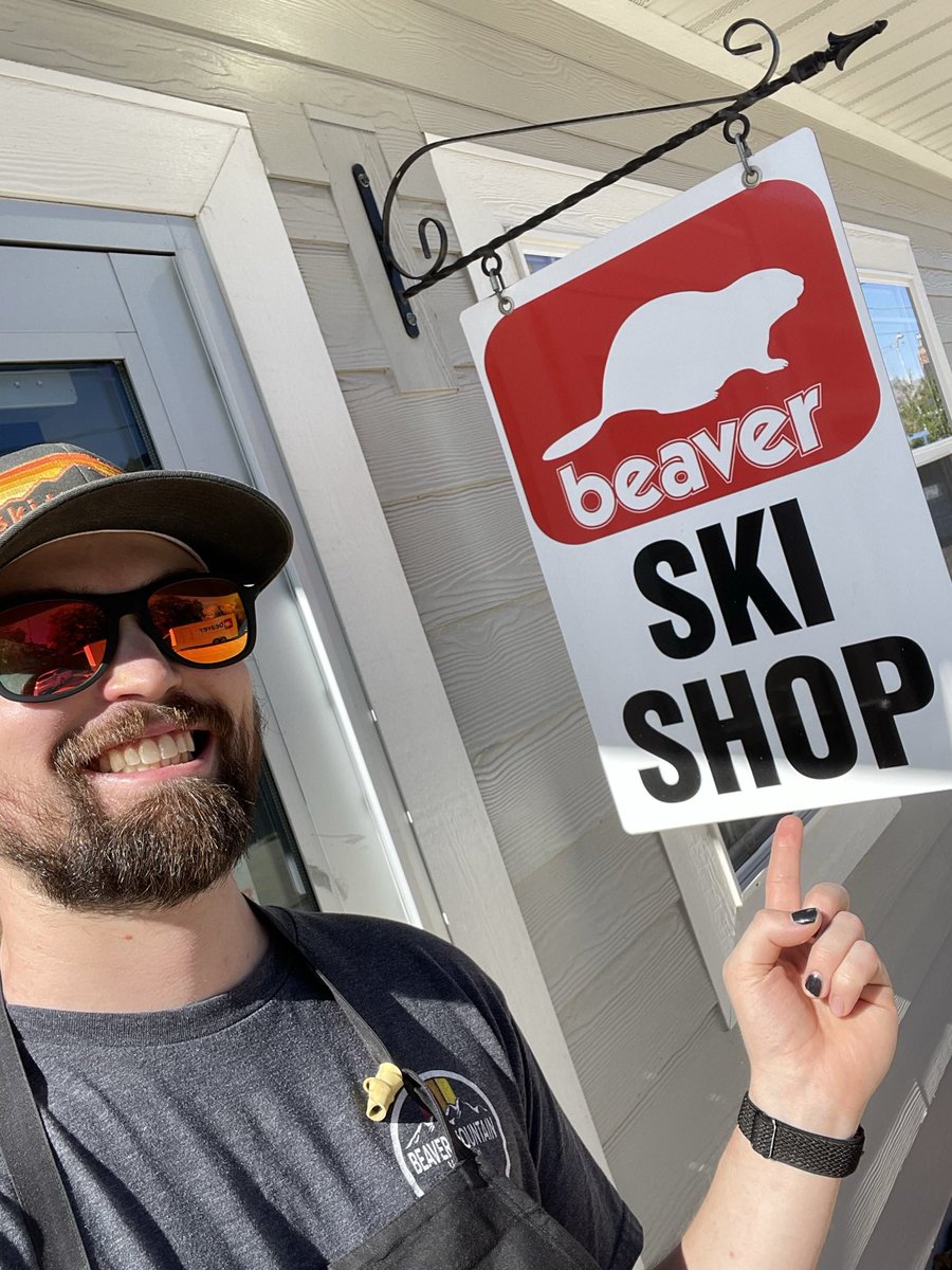 skithebeav's tweet photo. Early Gear Drop Off for The Beaver Mtn Ski Swap is NOW OPEN at our Logan Ski Shop! Now through Wednesday at 5:30pm

Location:
1351 East 700 North
Logan, UT 84321
(next to Fredrico’s Pizza)

#skithebeav #skiswap https://t.co/pf7zIZXIMt