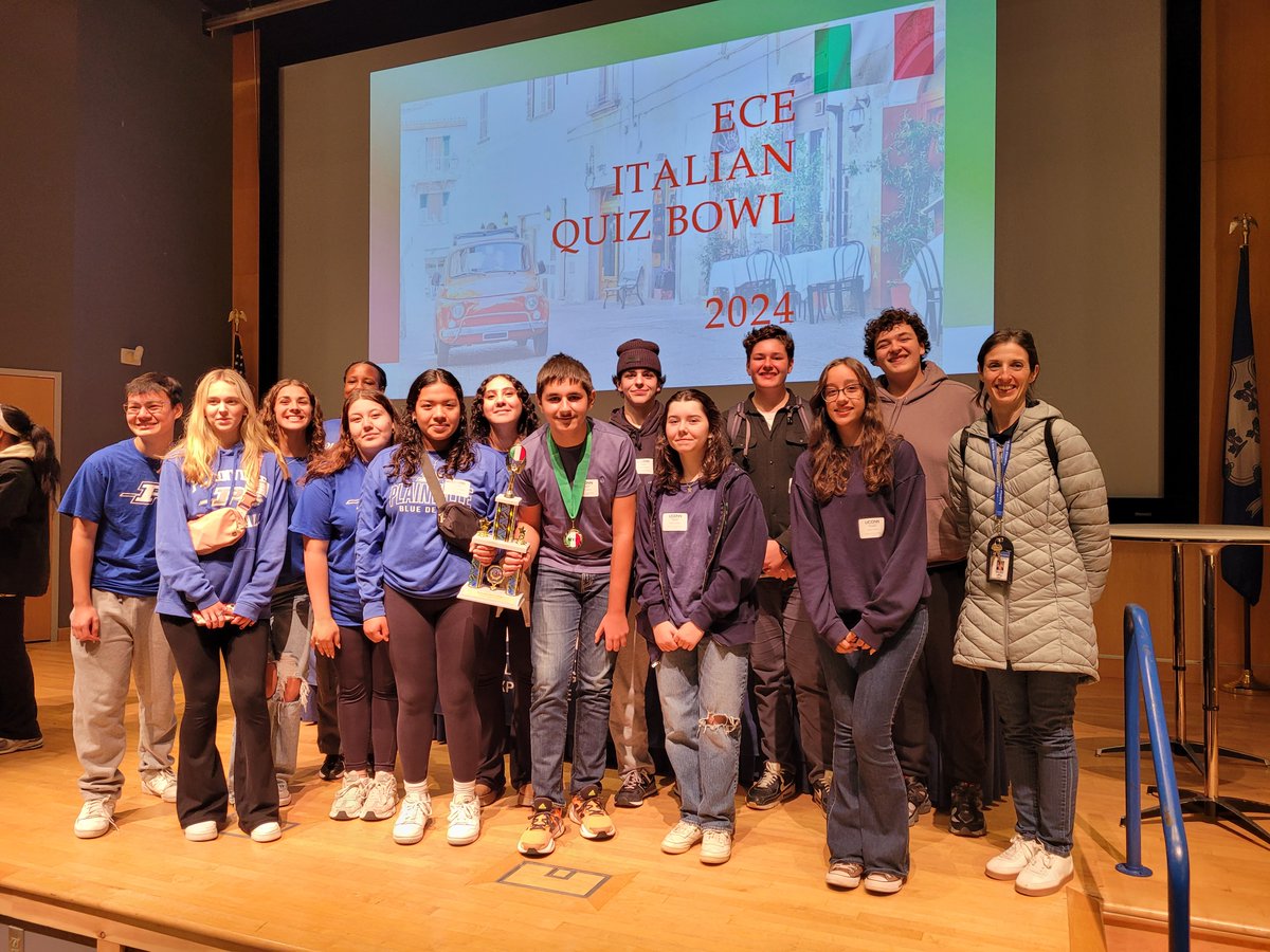 PlvComSchools's tweet photo. Plainville High School ECE and Italian 4 students, together with faculty member Rosy Pitruzzello, recently participated in a Full Immersion Italian Language and Culture Day at UCONN. 🇮🇹

They competed against other Connecticut High Schools in a Quiz Bowl. PHS placed third!🥉 https://t.co/4JgsKbSDBT