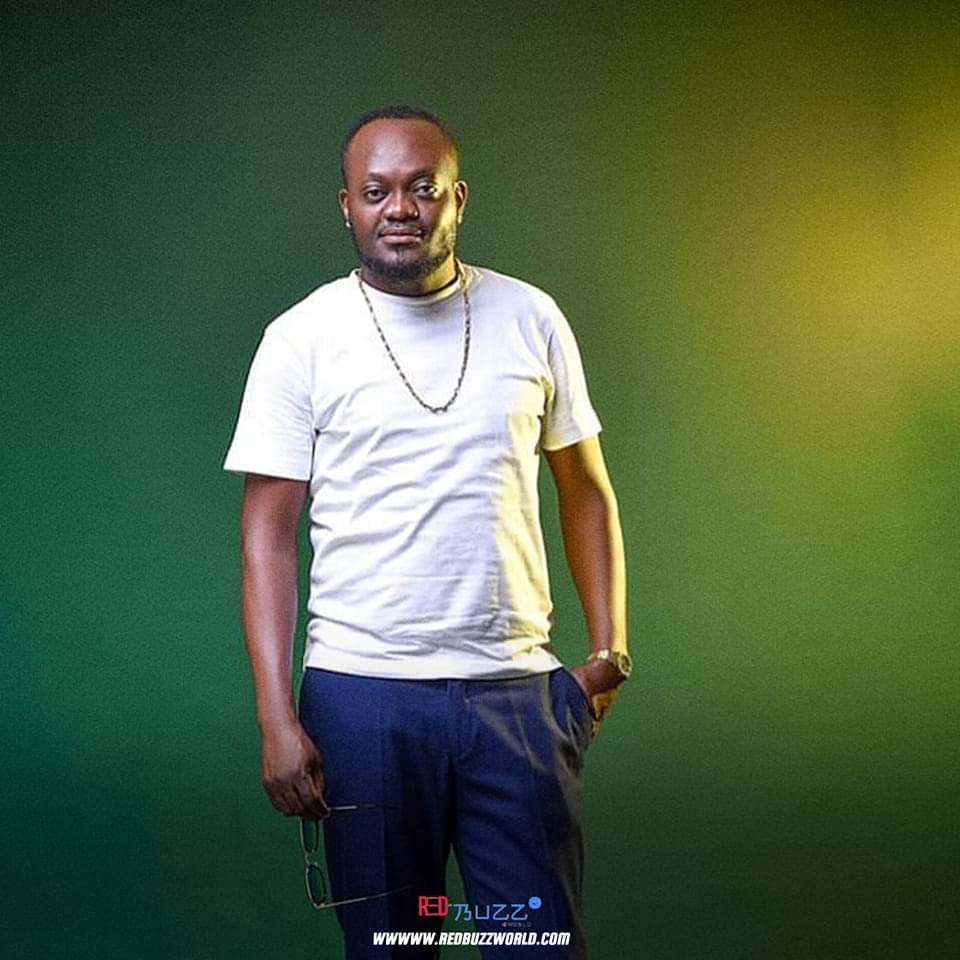 2LaRepublique's tweet photo. #RDC | Fiston Sai Sai : Jusquà aujourd'hui personne n'a fait ce que moi j'ai fait dans la comédie congolaise 🇨🇩 https://t.co/GKpi5TU5RB