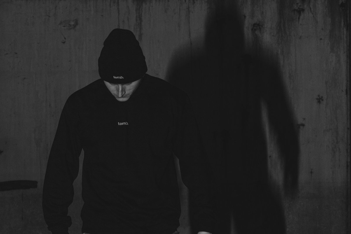 TombStonedHS's tweet image. Store loading. 

Limited release.

tomb.