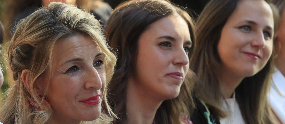 Alguien ha visto alguna de éstas vividoras ayudando a la gente en Valencia?🇪🇦🇪🇦