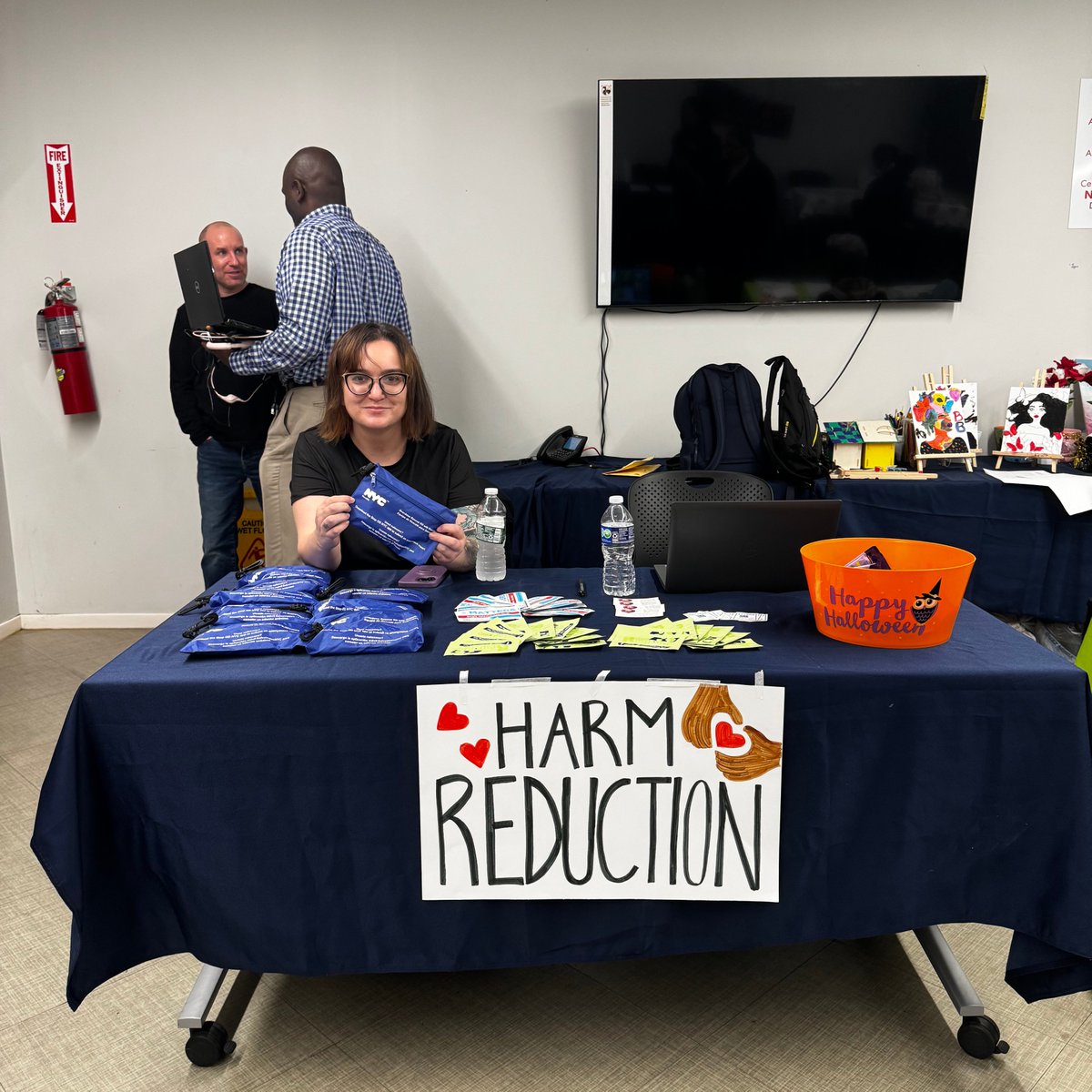 2nd year students in collaboration with Breaking Ground recently hosted a successful Health Fair! #ServiceLearning #EinsteinMedStudents #CommunityEngagement