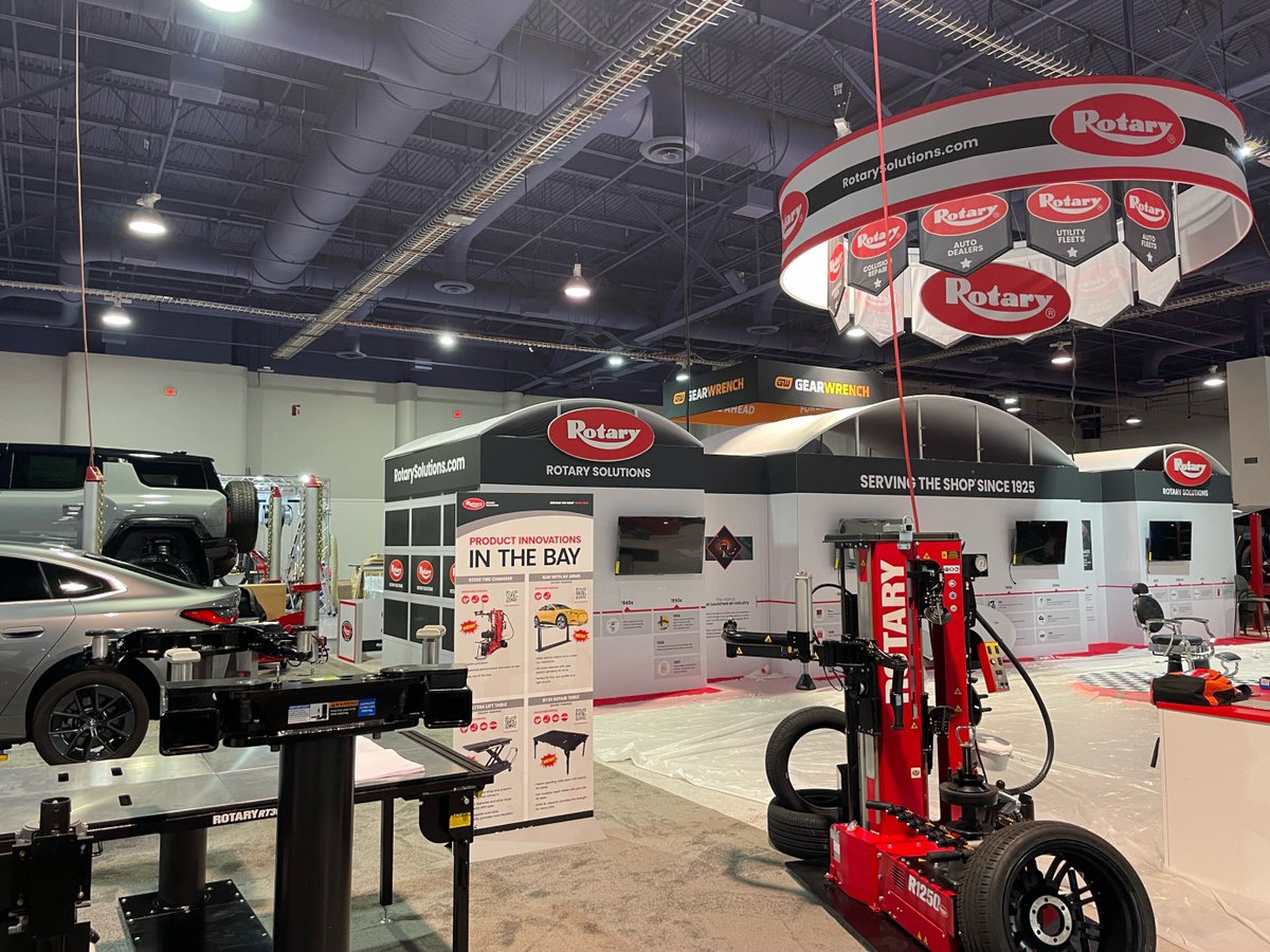 rotaryshopequip's tweet photo. We're gearing up for the #SEMAShow in Las Vegas where we'll debut NEW, innovative lifting and wheel service equipment. Come see us at Booth 36017, November 5-8 and cash in on our winning hand of automotive service and repair solutions. https://t.co/eM4uRj2dmD