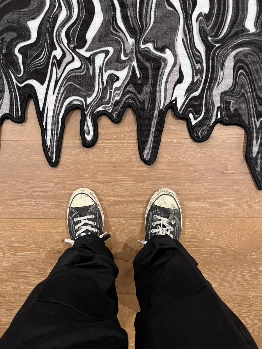 FUCKURBRAND's tweet image. melting rugs drop this friday 11/8 @ 12pm PT 3pm EST sign up to the site for updates fuckyourbrand.com