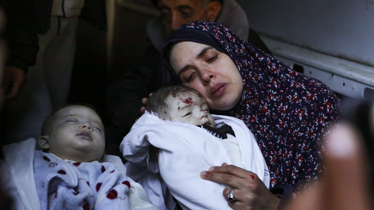 R2Dbleu's tweet photo. @drrpalestine If you enjoy dead people, here's a little gift for you: https://t.co/d2xsCa1f7c