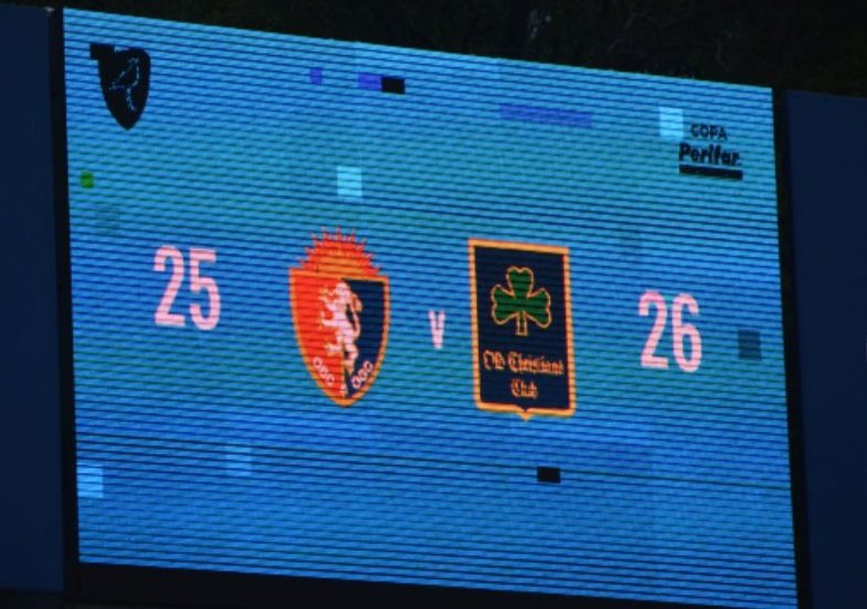 ☘️ Postales de un Sábado inolvidable. 
Se iba el partido de manera increíble, se iba el año de la M19, y pasada la hora... ¿Es un ovni?

#VamosAzules #M19 #DaleCampeon #SiempreAzulado