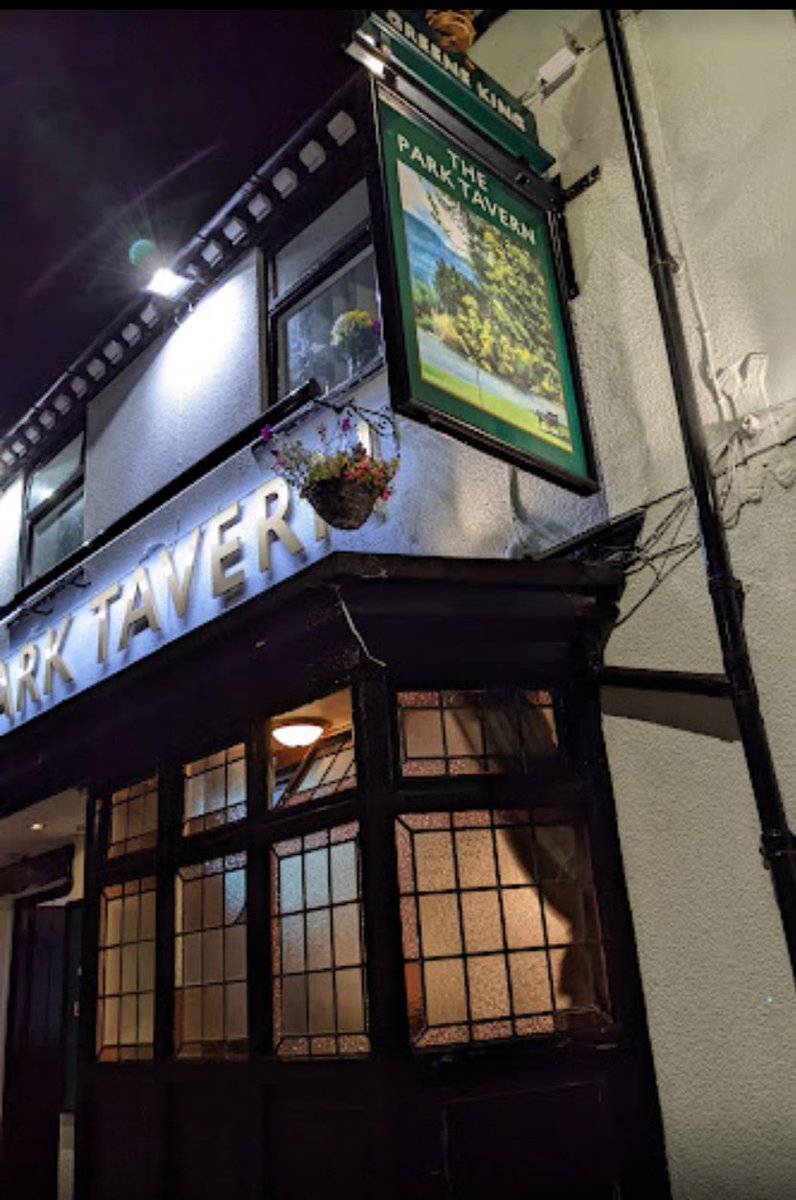 £158.06 in change &amp; £25 in notes. Total £183.06 donated by the locals at The Park Tavern pub in Kingswinford. All will go to Blood Cancer Charities supported by  Beth’s Sunflowers🌻 
#leukaemia #blood Cancer #fundraising #pub #Kingswinford