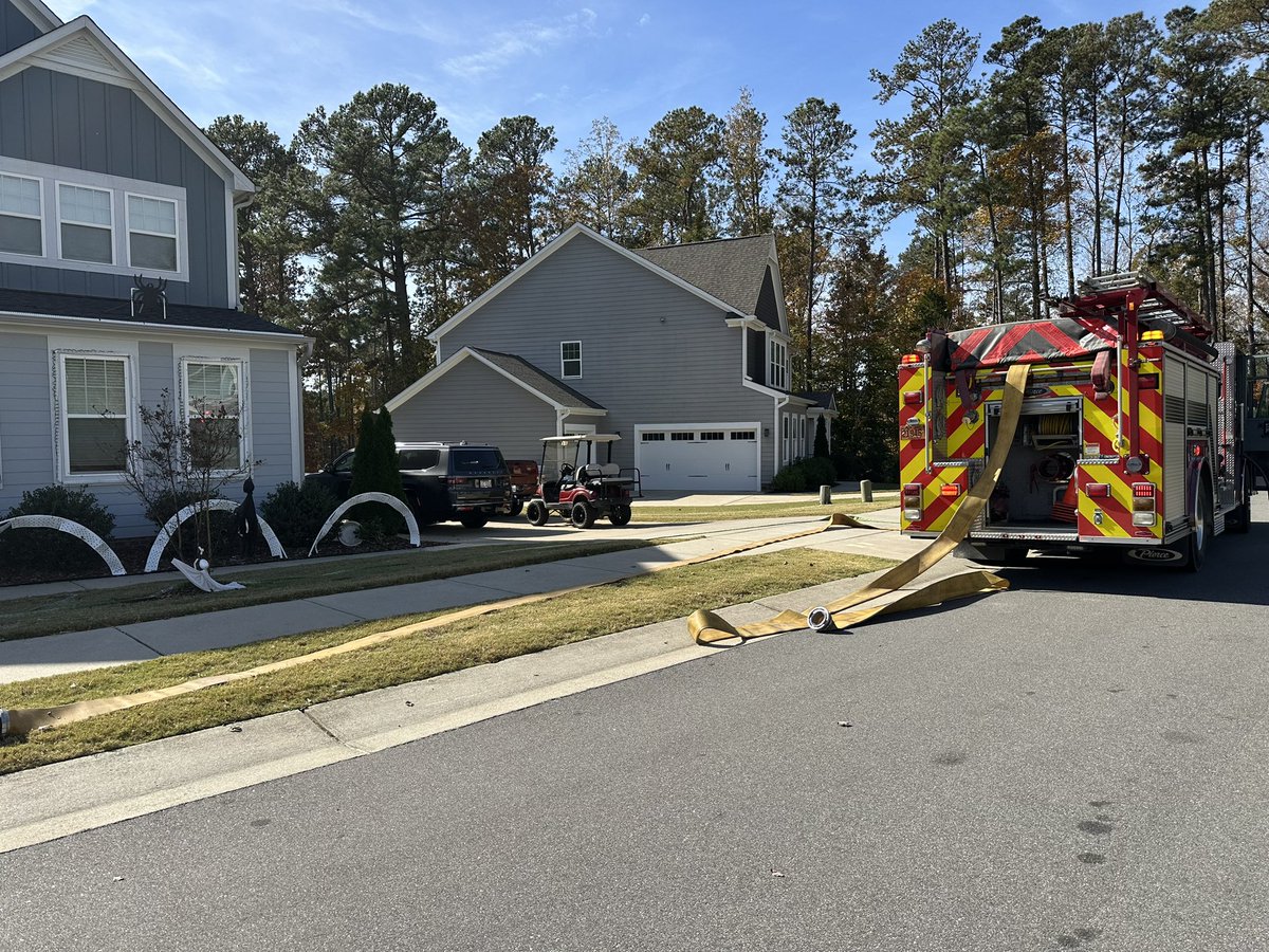 On duty shift crews responding to a reported house fire in Woodcreek Subdivision. Additional reports from dispatch indicated box on fire and it was extinguished. Crews arrived on scene, laid supply line and pulled an attack line. Always expect fire. Nice Job.