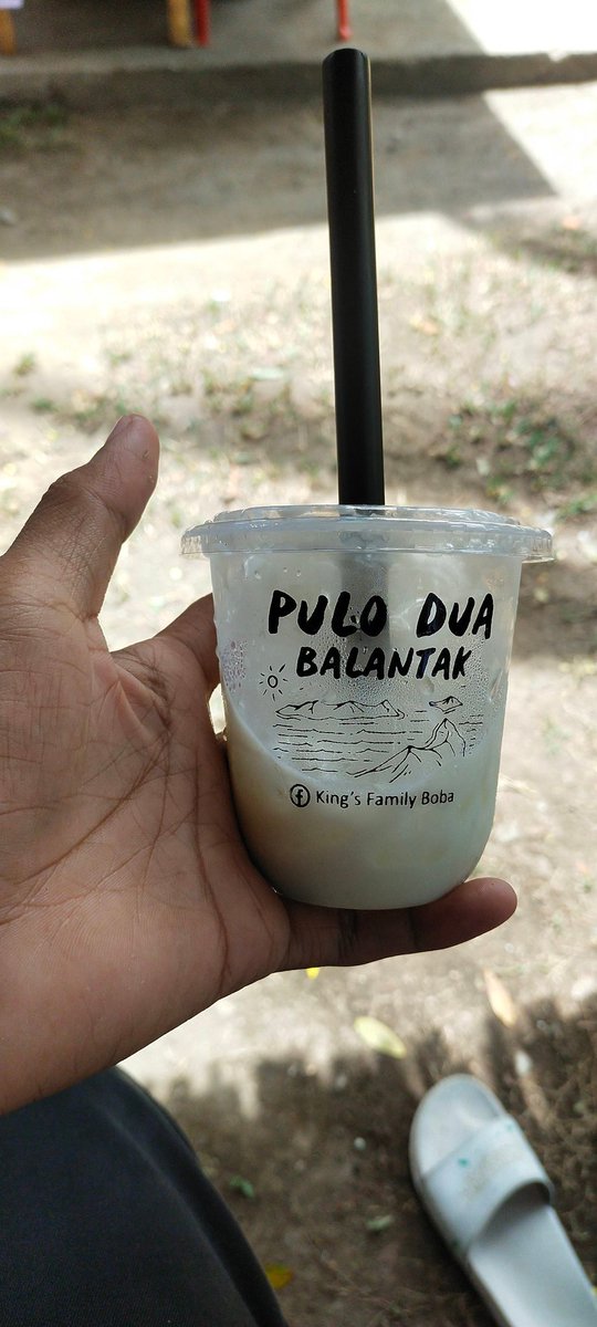 BungaPasangka's tweet photo. Balantak,  jadi Balantak itu adalah salah satu kecamatan di kabupaten banggai,. letaknya -+100km kearah sisi paling timur kabupaten Banggai juga sisi paling timur pulau induk sulawesi. sebelum kesini saya sempat baca arsip Belanda yang ditulis oleh P. Kruyt 1930 kalau gk salah. https://t.co/ZeG56HmqYS