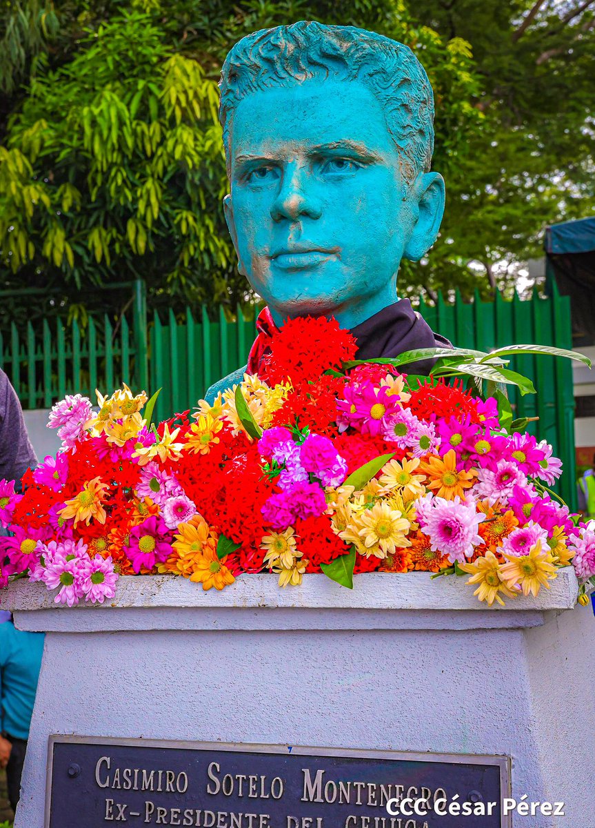Hoy, las Universidades Públicas de Nicaragua rinden homenaje a Casimiro Sotelo, Hugo Medina, Roberto Amaya y Edmundo Pérez, jóvenes revolucionarios que el 4 de noviembre de 1967 entregaron su vida con el sueño de ver a Nicaragua libre de opresión.