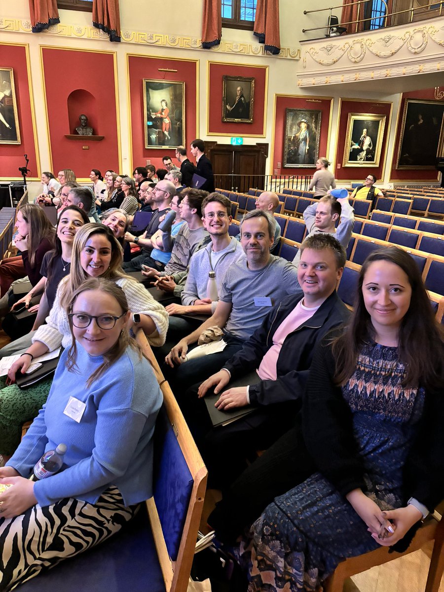 Chantage Choir tweet media