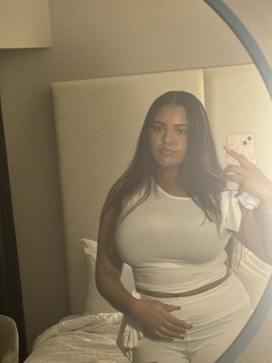 JaayLashay's tweet photo. 72 hrs in houston tx https://t.co/5Eze3sEIv8