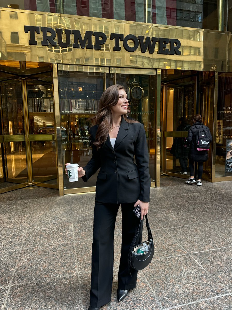 Morgonn's tweet image. Proud Gen-Z Conservative Woman for TRUMP! 

Tomorrow we will MAGA! 🇺🇸