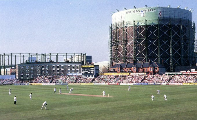 PictureSporting's tweet photo. Thirty-three years ago the ECB issued a set of postcards of the six Test grounds in England with photos taken by the legendary Ken Kelly. Interesting to see how much some of them have changed ... a couple almost unrecognisable ... No.1 The Oval https://t.co/iIdqUbEpWJ