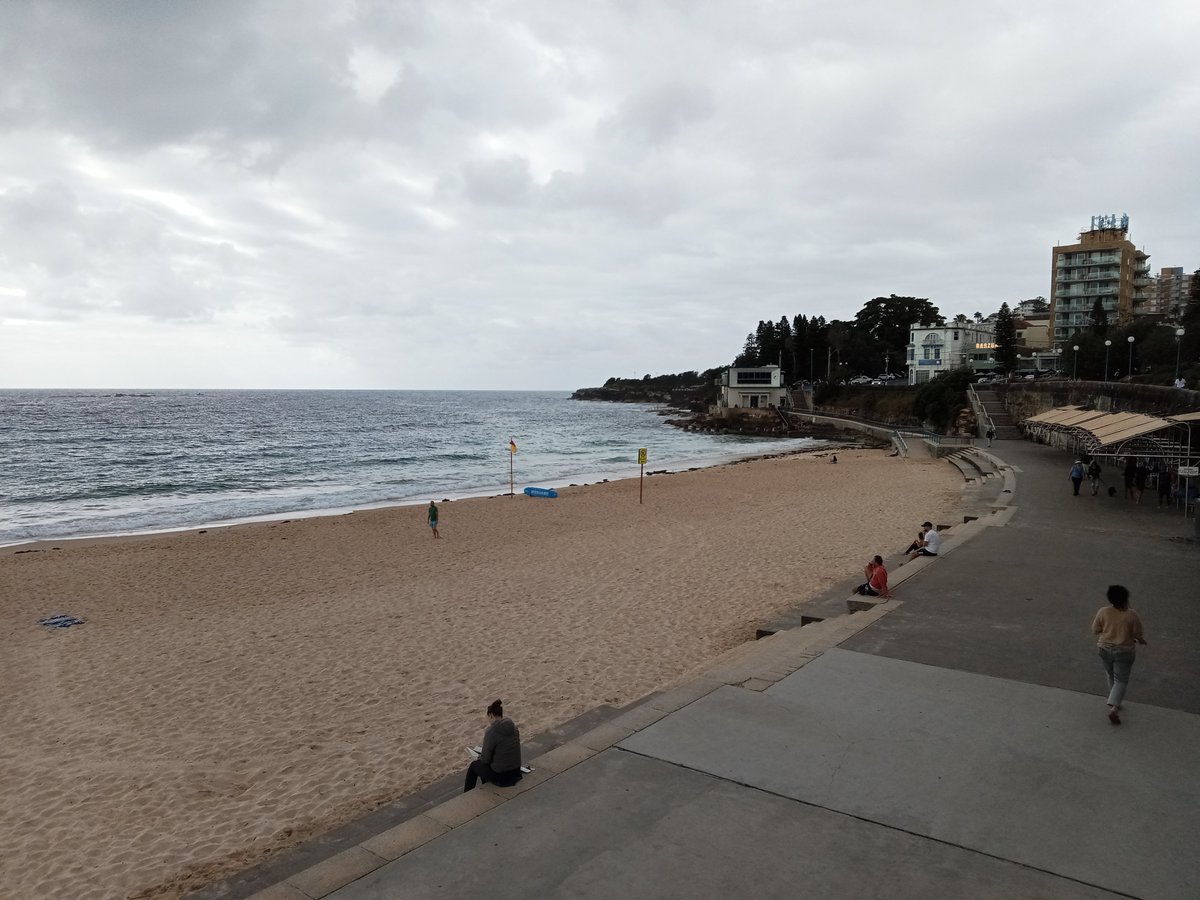 SelFdz's tweet image. Starting the day at the @UNSWBABS Research Symposium! Hosted at an amazing venue with a view over the gorgeous Coogee beach ⛱️ 🌊 Enjoying the rapid 🔥 talks by colleagues, who are summarizing their research program in 5 short minutes
