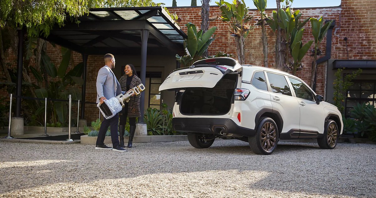 SubaruSSO's tweet photo. Running errands got your hands full? Not a problem when you take advantage of the newly available foot-activated hands-free Power Rear Gate on the 2025 #SubaruForester. Simply lift your foot under the rear bumper and the gate will open! #Subaru 🙌🏼 https://t.co/845x85KCD8