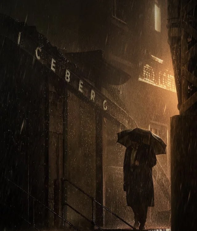 willwhocast's tweet image. Até o ep 6, os acontecimentos de #ThePenguin faziam a gente aceitar o Batman não aparecer. Mas depois do ep 7 ficou difícil. Pelo menos uma menção, o batsinal aparecendo, alguma coisa do tipo

Bora ver o que vai acontecer no último episódio. #Pinguim e Sofia com sangue no olho