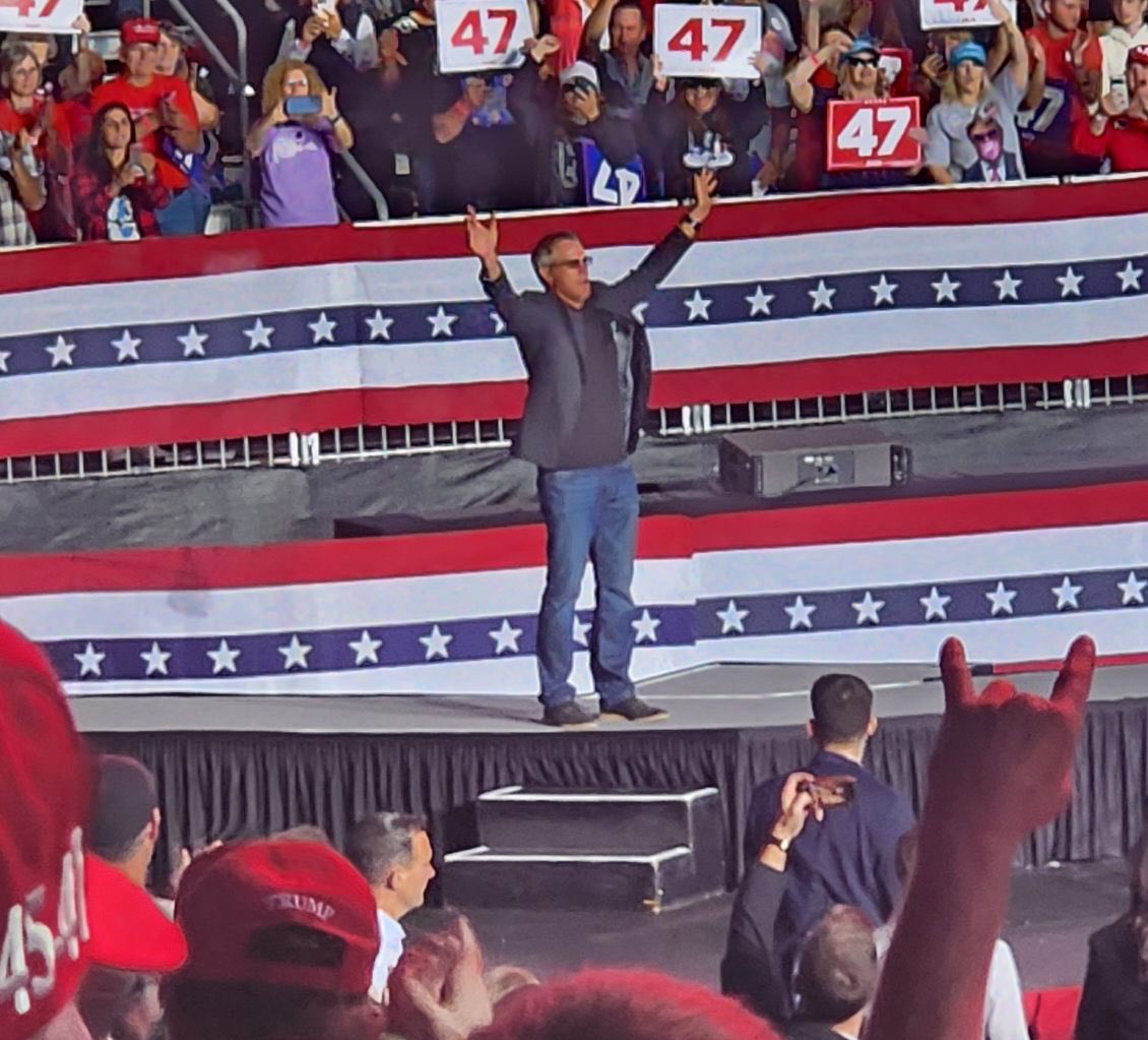 Brett Favre tweet media