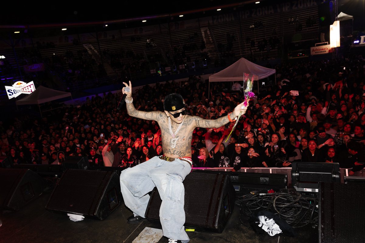 Red Bull Music (@redbullmusic) on Twitter photo #Tornillo's rap and <a href="/dannyluxxx/">dannyluxfr</a>'s sierreño lit up the stage at #RedBullSoundClash in Los Angeles ⚡️
they knew exactly how to fire up the Hispanic community with an unforgettable performance 🔥
read more about the event 👉 win.gs/sclarecap
🖊: <a href="/jeanettehndz/">jeanette hernandez</a> #Tornillo's rap and <a href="/dannyluxxx/">dannyluxfr</a>'s sierreño lit up the stage at #RedBullSoundClash in Los Angeles ⚡️
they knew exactly how to fire up the Hispanic community with an unforgettable performance 🔥
read more about the event 👉 win.gs/sclarecap
🖊: <a href="/jeanettehndz/">jeanette hernandez</a>