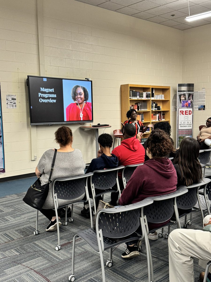 WHS_Redhawks's tweet photo. 🔴⚫ Magnet Night is in full swing at the Castle! Parents are diving into all the incredible programs and pathways we offer to help students soar. Exciting opportunities await every Redhawk! 🦅✨ #MagnetNight #WestwoodHigh #TheCastle #RedhawkPride https://t.co/0YpmP2UuBz