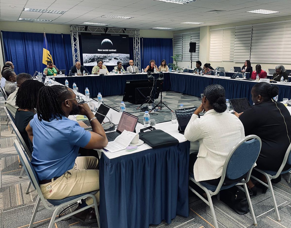 Mariana Mazzucato tweet media