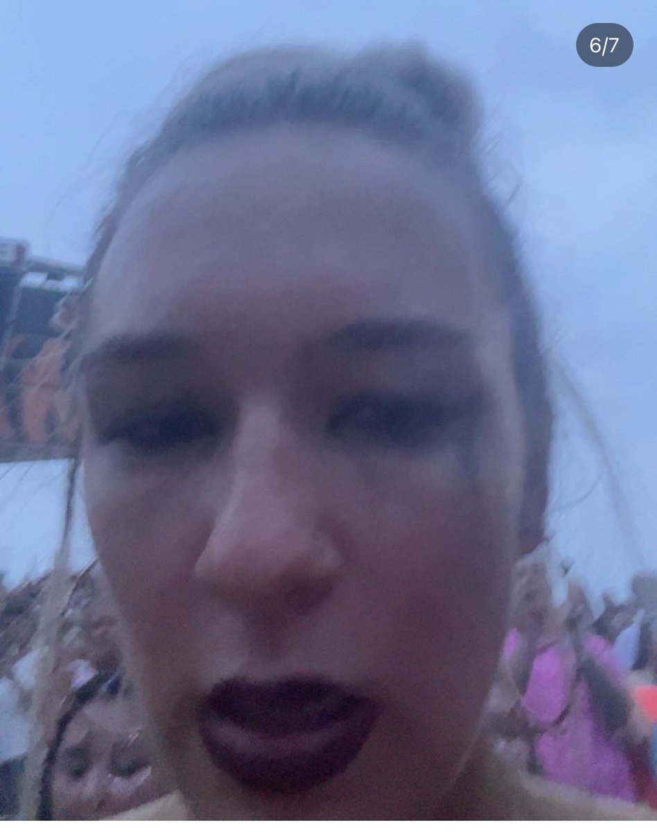 cateschep118's tweet photo. @swiftie_liza @taylornation13 ID DIE DEAD LITERALLY. kinda like i did at cincinnati night 1 https://t.co/gV6qwtngWe