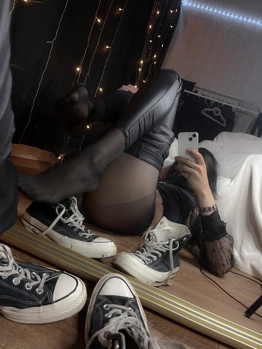 pureflammee's tweet photo. #crossdresser #ladyboy #sissy #lingerie #sissy #trans #teen #nylon #feet #footfetish #tights #CD #femboy #crossdressing
#sissygirl #男の娘 #女裝男子 https://t.co/yrmhmDHMKf