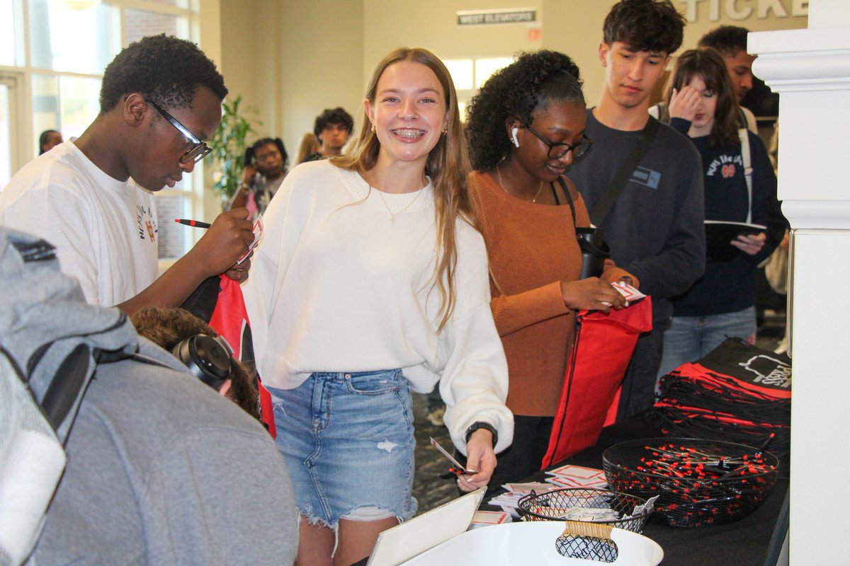 EditMentor tweet media