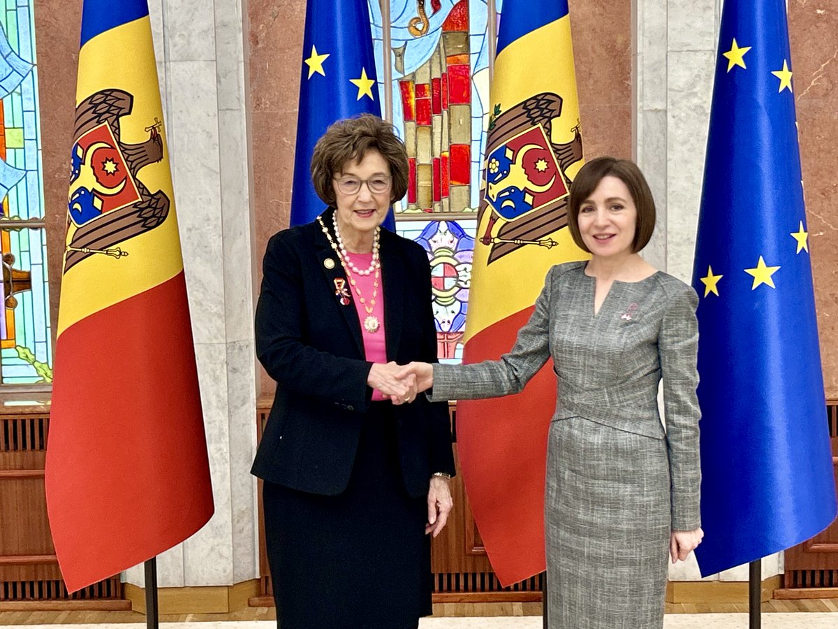 Elaine4NC's tweet photo. Congratulations to President Maia Sandu @sandumaiamd on her re-election in Moldova! For over 25 years, North Carolina &amp; Moldova have shared a powerful partnership, and I look forward to strengthening our ties further as we continue to work together for progress and shared values. https://t.co/US8Fv4sDh5