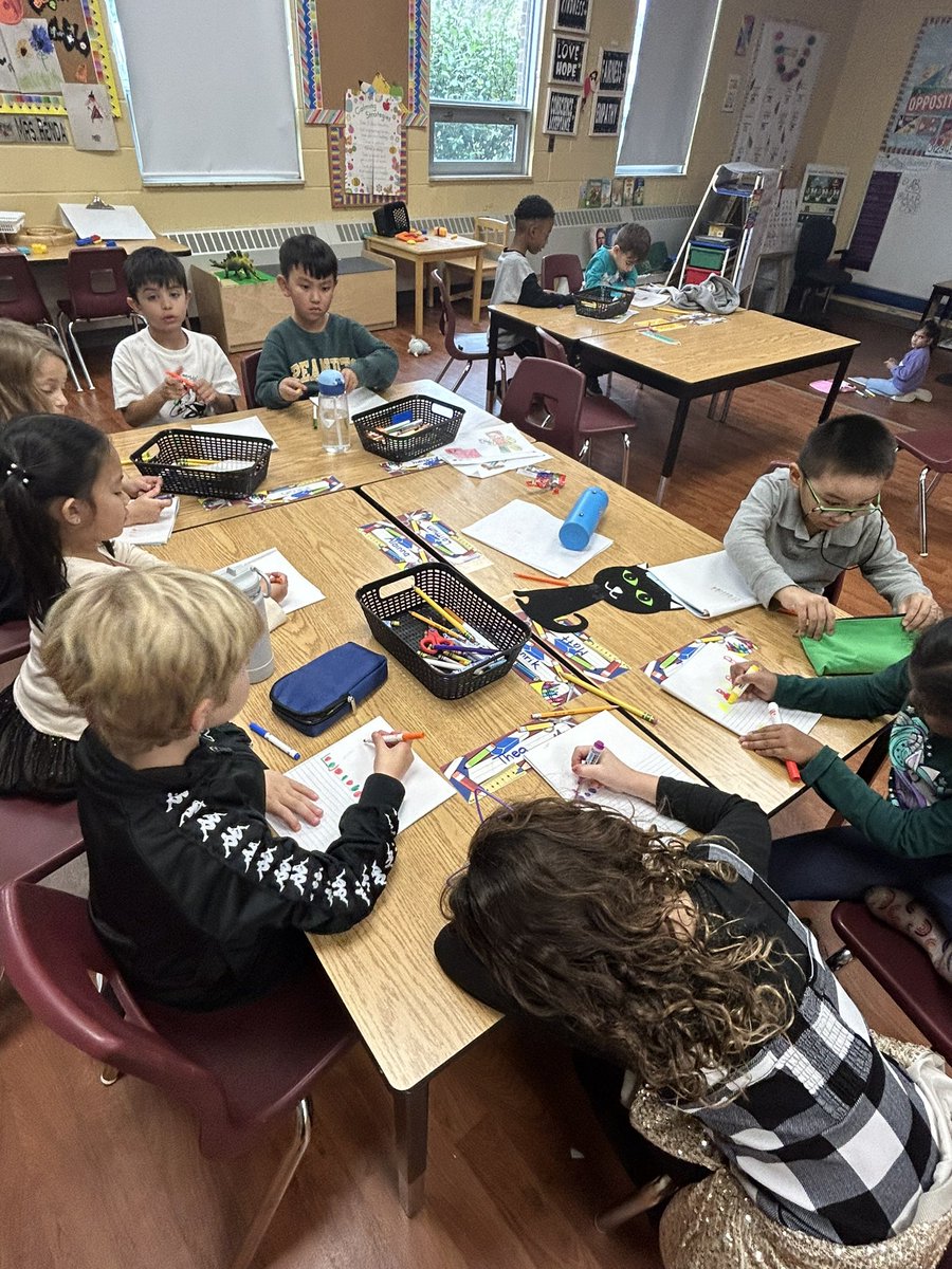 Starting to learn about Patterns!! 🍏🍎🍏🍎🍏🍎🍏🍎🍏🍎🍏🍎