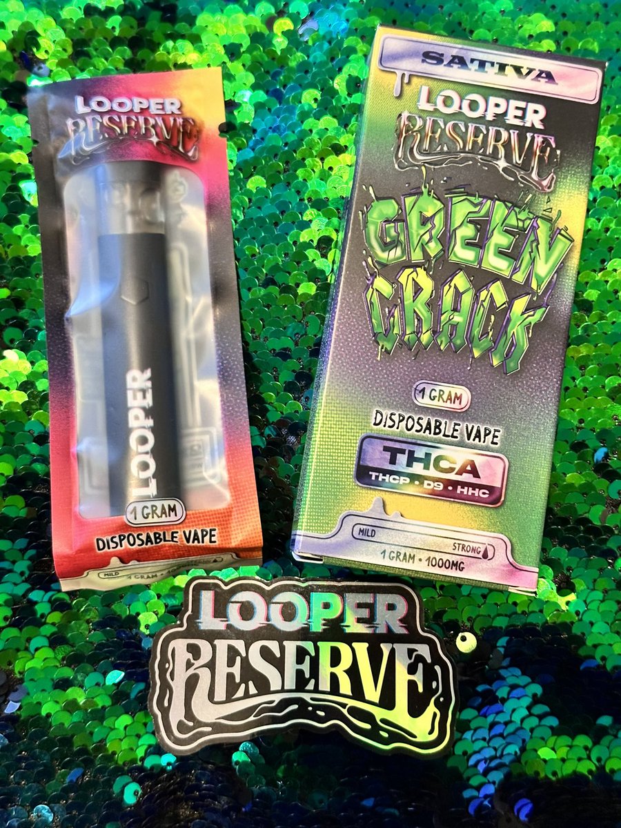 nova_star10137's tweet photo. It’s time to head to the @thelooperverse to get in on these! These are “By Far” my favorite of the New LOOPER vapes.💙🌀 It hits the smoothest and it’s the clearest oils I’ve ever seen👀! In 💙 My fave so far! Definitely try these! #looperfam #looperverse #StonerFam https://t.co/0PXDLGwrMo