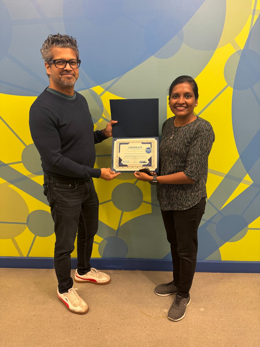 Congratulations to <a href="/rupa_immanuel/">Selva Rupa Christinal Immanuel</a> for winning best poster at COBRA 2024 in San Diego. (📷: Rupa with <a href="/ISBNitinBaliga/">Nitin Baliga</a>, pictured at ISB)  Rupa's poster reported findings from the recent <a href="/NatureComms/">Nature Communications</a> paper out of the <a href="/baliga_lab/">Baliga Lab</a>  that she co-authored with 
<a href="/JakeVal_SysBio/">Jacob Valenzuela</a>.