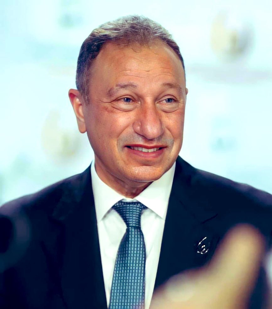 كلنا بنحبك يا بيبو يا اغلي من كل الجواهر #الخطيب_الادب_والاخلاق