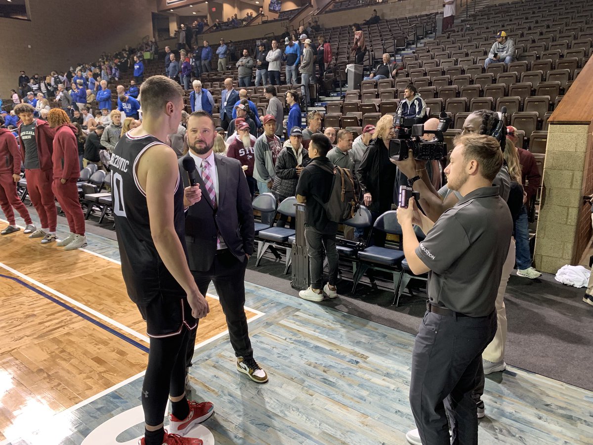AlecKinsky's tweet photo. Player of the game honors goes to Charleston’s Ante Brzovic. 27 PTS, 5 REB, 4 AST. Dictated entire pace of the offense. @TheFieldOf68 @athleteaiapp https://t.co/DMESTY4p4O