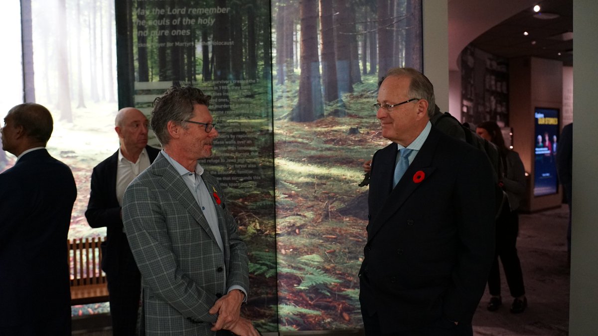 TeamKerzner's tweet photo. As we observe Holocaust Education Week I toured the Toronto Holocaust Museum @thethmuseum in #yorkcentre with @JillDunlop1 and @LoganKanapathi.
Our Ontario government is continuing to show leadership in furthering our investments in new resources to enhance Holocaust education in our schools so that we understand that history is hard and history need not be repeated.