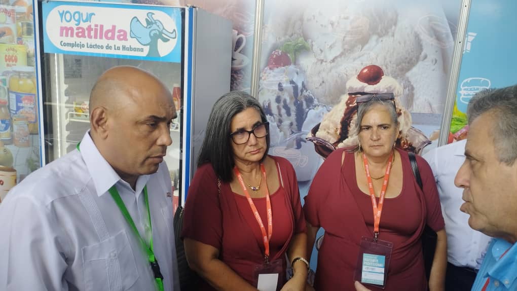 #FIHAV representa una oportunidad para la Industria Alimentaria que no descansa en su empeño de optimizar todas las alternativas posibles para   producir más alimentos para el pueblo.#MinalXMásAlimentos