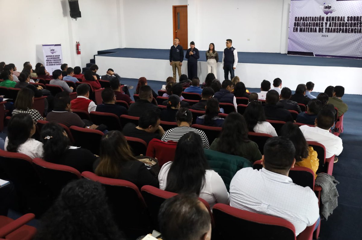 ¡Continúan las capacitaciones!

En el auditorio del DIF municipal de Apetatitlán, los integrantes del Pleno del Consejo General del IAIP Tlaxcala, dieron inicio a las "Capacitaciones generales sobre obligaciones y atribuciones en materia de Transparencia".