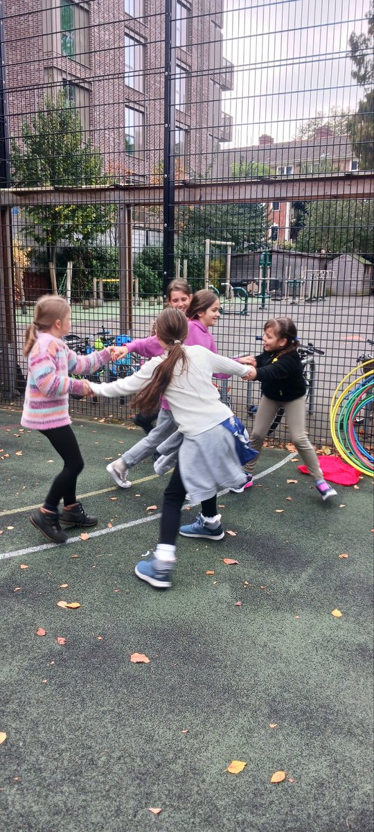 AlbionPrimary's tweet photo. After a busy day of team-building activities, we have arrived safe and sound at PGL for our week-long adventure! 
#APSPGL
#APSYear5
#APSYear6 https://t.co/HKavWuSUZS