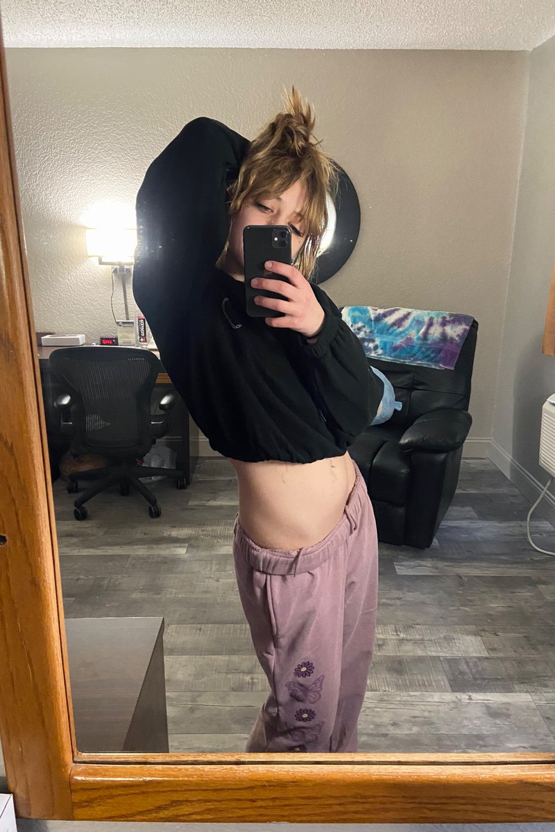 hot mess 🤷🏼‍♀️