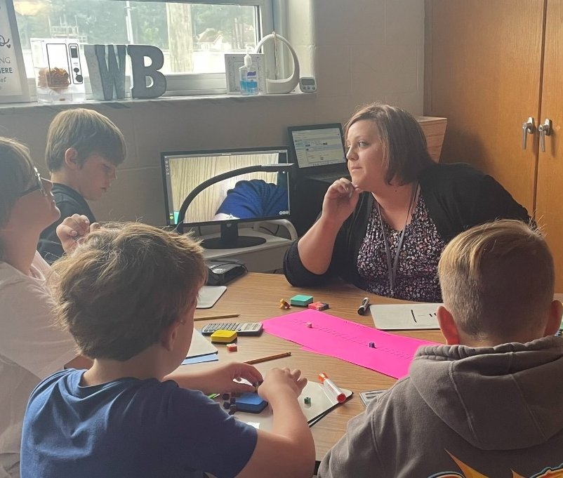 This week's Modern Classrooms Project Teacher Spotlight shines on <a href="/KaitiePait16/">Kaitlyn Pait</a>  <a href="/wbmbruins/">Western Branch Middle</a>⭐️ 
Kaitie states: "The model not only improves academic performance but also fosters a growth mindset in students, helping them see that learning is a journey." Read more below 👇