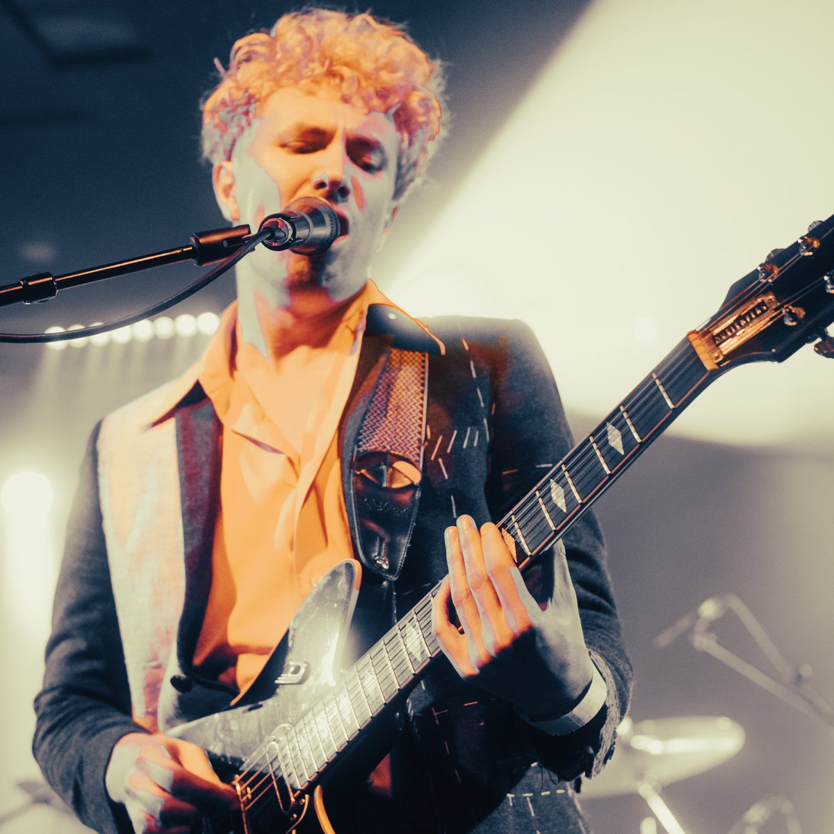 nightcurrents's tweet image. PORTSMOUTH - if you loved infectious art-rockers @youthsectorband at Night Currents ‘23, here is your chance to see them again 🪩🕺

They return to @WedgewoodRooms NEXT SATURDAY and there’s a few tickets left - act fast!

🎫 wedgewood-rooms.co.uk/events/2024-11…

📸 @jameslweekes