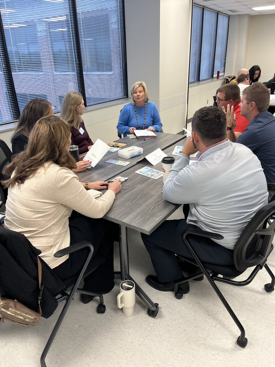 Unk_EDAD's tweet image. The morning of Principal Practicum Day 2 was a success with our partners in Omaha Public Schools.