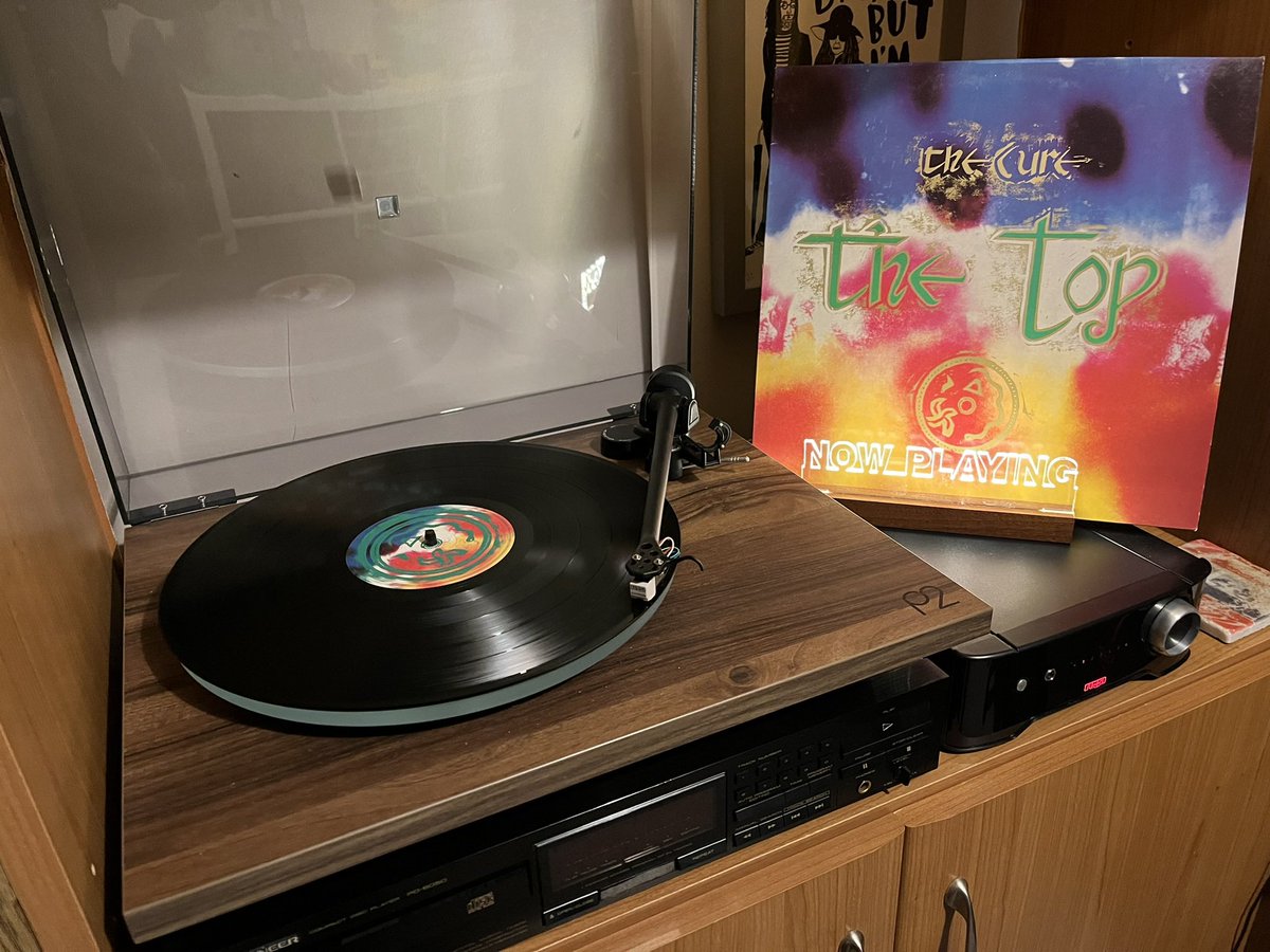 Seeing as The Cure are trending for obvious reasons, I thought I’d fire up one of their old albums tonight. So now playing is ‘The Top’. Last vinyl of theirs I bought.
<a href="/Notoldjustexpe1/">🖤 Notoldjustexperienced</a> 
<a href="/MIKEYWMS/">Michael Williams (Mikey)</a> 
<a href="/AffrenchFfrench/">Andrew Ffrench</a> 
@zap210 
<a href="/NewWaveAndPunk/">PunkAndNewWave</a>
<a href="/ScotsPostPunk/">Scottish Post-Punk</a>
<a href="/PunKandStuff/">PuNk and Stuff</a>