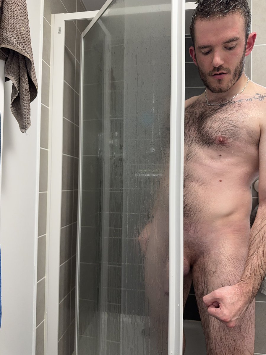 Babou_97's tweet photo. Come with me in the shower 😏

Retweet if you want more pictures like this https://t.co/3Kg2BpRWXi