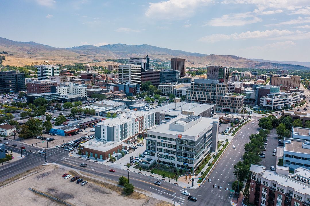 From the heart of the Treasure Valley to the stunning views of Utah and Arizona, Advanced is redefining the industry!

Our focus goes beyond installation, we’re crafting lasting systems built for every climate. Wherever you need us, expect quality that truly stands out.